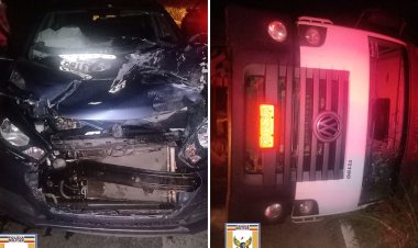 Caminhão tomba e causa acidente com vítima na rodovia MG-353, sentido  Juiz de Fora/Coronel Pacheco