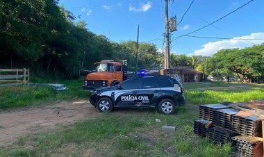 PCMG recupera caminhão e 15 toneladas de material de aço em Rio Pomba e Ubá