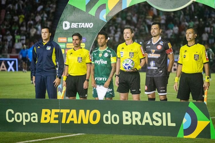 Diante do poderoso Palmeiras, Tombense empata de 1 a 1 em Uberlândia  e é eliminado da Copa do Brasil
