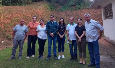 Ubá: Banco de Alimentos é visitado por técnicos do estado