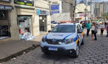 Dois homens são mortos a tiros no centro de Viçosa