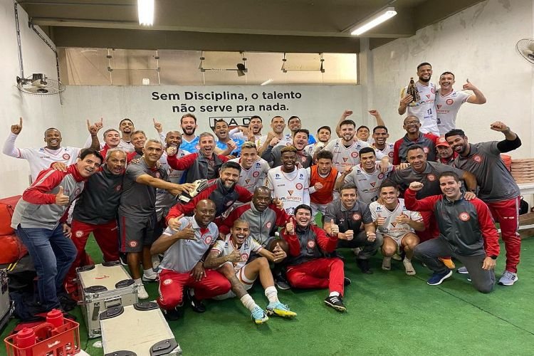 Tombense vence Chapecoense por 4 a 2 e deixa a zona de rebaixamento na Série B