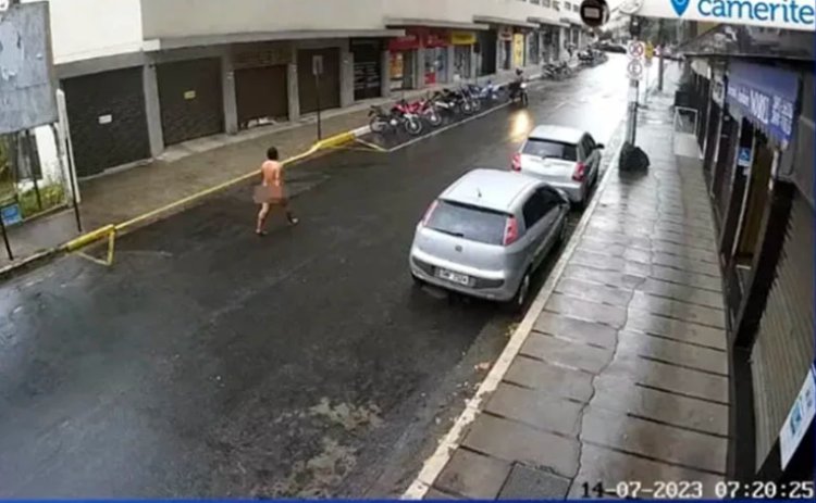 Após ser atacado por cães, homem anda pelado em ruas de Viçosa