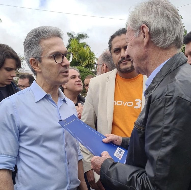 Prefeito Edson encontra com Romeu Zema durante a vistoria na MG-280, entre Divinésia a Paula Cândido