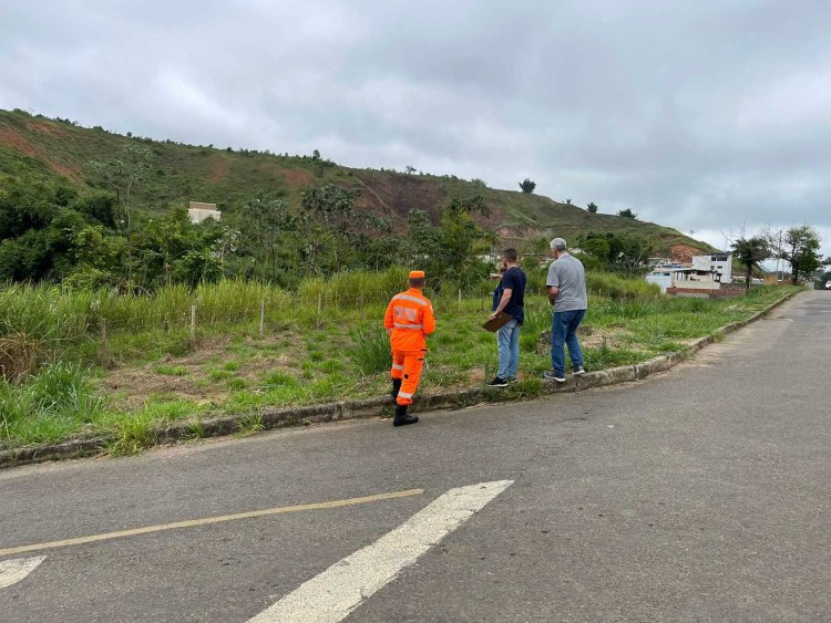 Prefeitura de Ubá e Corpo de Bombeiros unem forças para combater irregularidades em lotes privados