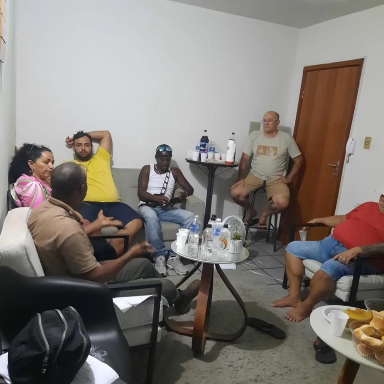 AESBU reúne escolas de samba para discutir o Carnaval 2025