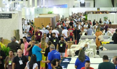4ª Mostra de Móveis de Ubá atrai lojistas e fabricantes de todo o Brasil