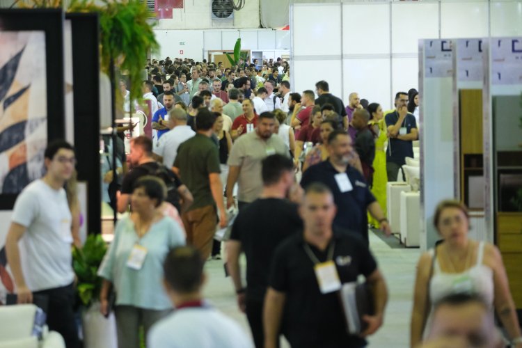 4ª Mostra de Móveis bate recorde de público antes do último dia