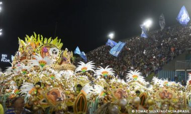 Beija-flor conquista o 15º título do carnaval do Rio de Janeiro