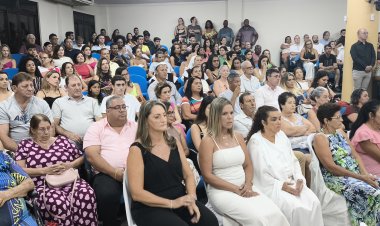 Câmara Municipal de Ubá homenageia quatorze mulheres, por ocasião do Dia Internacional da Mulher