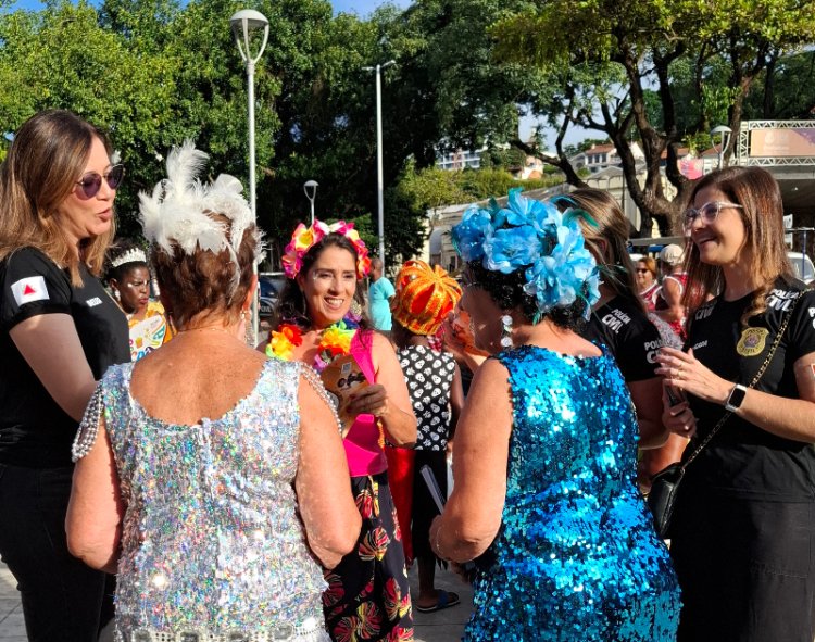 Juiz de Fora: PCMG participa de bloco pré-Carnaval com conscientização