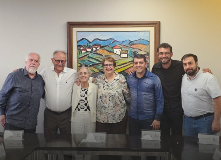 Prefeito Ângelo Chequer debate o desenvolvimento da Zona da Mata em encontro com prefeitos da região