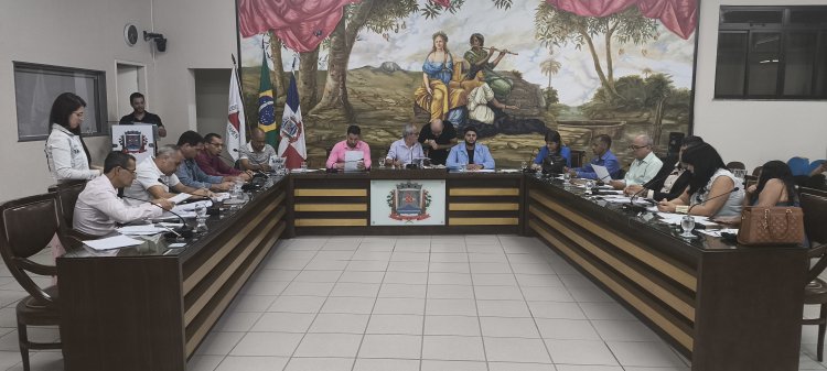 Prefeitura de Ubá sofre sua primeira grande derrota na Câmara Municipal