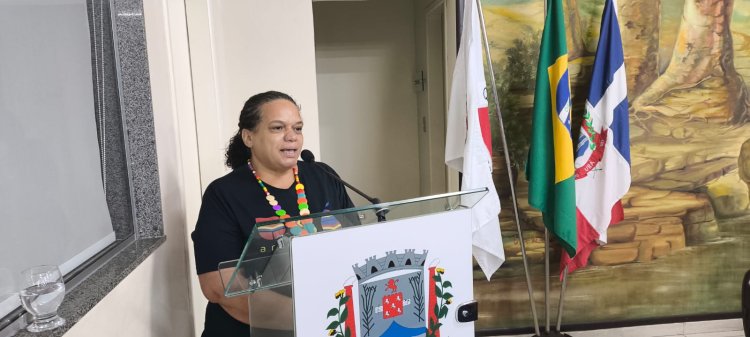 Tribuna Livre: Artesã destaca feiras artesanais e oficinas que são realizadas com materiais recicláveis da indústria moveleira