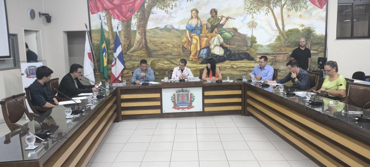 Vereadores e público presente rejeitam em Audiência Pública ampliação do limite para abertura de créditos suplementares