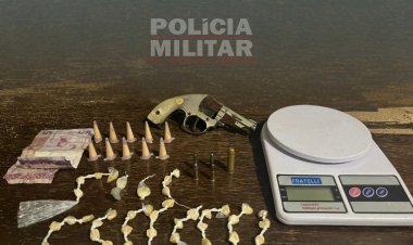 Polícia Militar apreende menor por tráfico de drogas no bairro Inês Groppo em Ubá