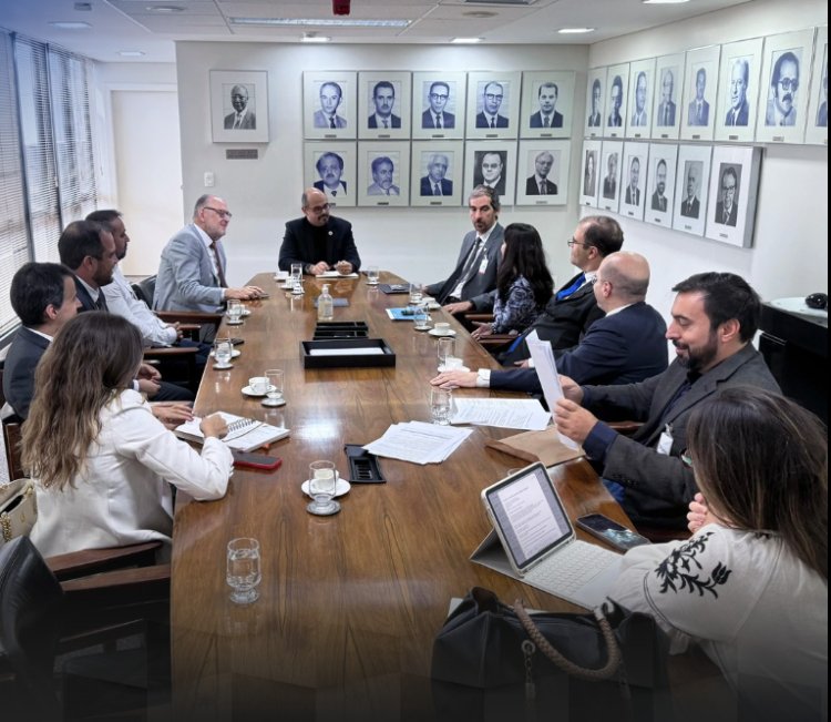 Prefeito de Viçosa participa de encontro em Belo Horizonte para debater saúde pública