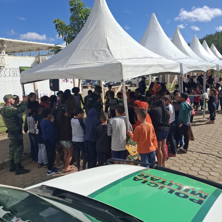 Polícia Militar realiza ação social no bairro Solar em comemoração aos 250 anos da instituição
