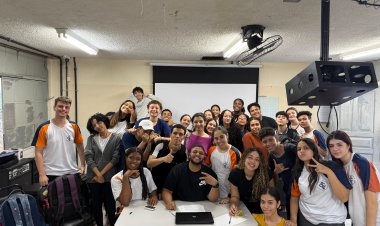 Música e Arte na Escola: Vereador Lucas Zócoli inicia projeto voluntário na Escola Estadual Senador Levindo Coelho