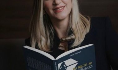 Noite de Autógrafos celebra o lançamento do primeiro livro de Flávia Mycharm voltado ao empreendedorismo em Ubá