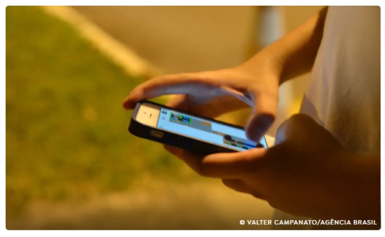 Rolagem infinita será proibida ao público infantil nas redes